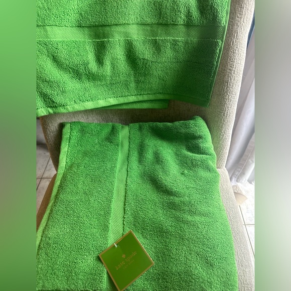 kate spade Bath New Kate Spade Green Bath Towels Set Of 2 Poshmark